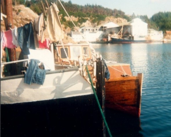 Båter i Øklandsvågen, vest på Bømlo. Ca. 1970