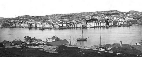 Kristiansund ca. 1875, en av byene fant-Karl var innom. Foto: Universitetsbiblioteket i Bergen